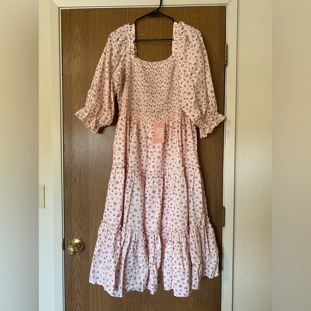 Ivy city co Madeline dress with puff sleeves